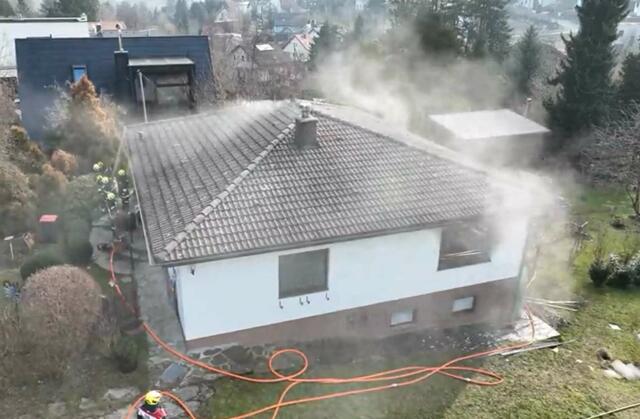 Am 7. Februar wurden die Feuerwehren rund um Gablitz zu einem Zimmerbrand alarmiert.  | Foto: DOKU-NÖ