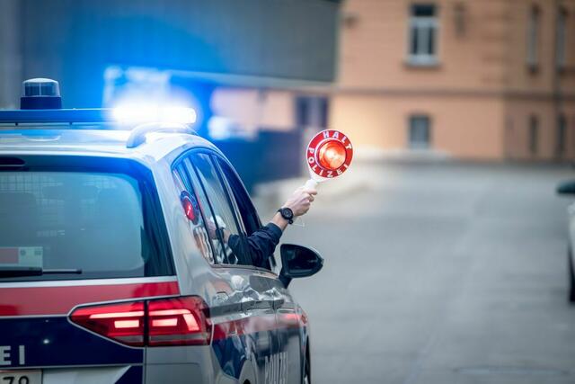 Dem Fahrer wurde der Führerschein abgenommen | Foto: Bernhard Knaus