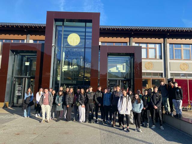 Der Besuch des Asia Spa Leoben war für viele Schülerinnen und Schüler das Highlight. | Foto: Sarah Louise Fallon