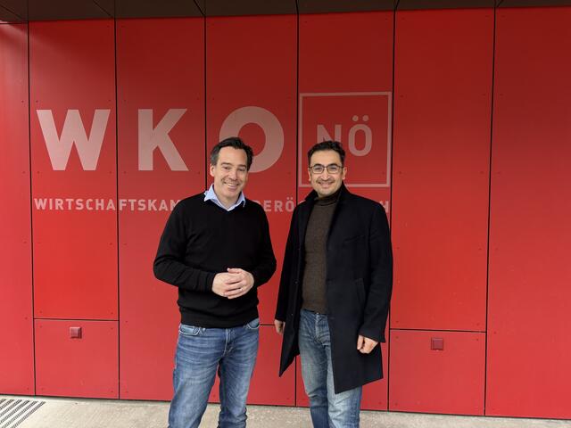 Wirtschaftskammerobmann Andreas Kirnberger und Außenstellenleiter Ramazan Serttas. | Foto: Marlene Trenker