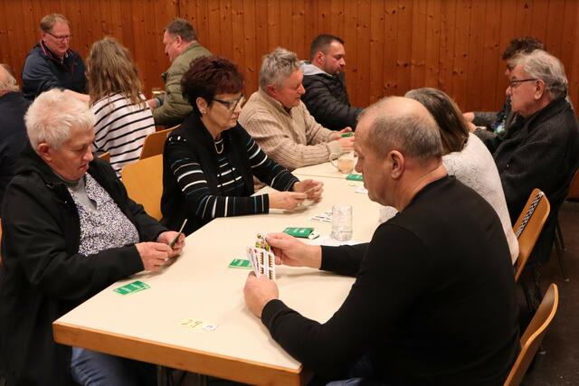 Auch viele Frauen nahmen teil | Foto: Gerhard Langmann