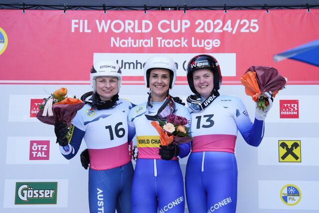 Podest des Damenrennens am Samstag, von links: Tina Unterberger (2.), Evelin Lanthaler (1.) und Nadine Staffler (3.). | Foto: ÖRV/Jana Zischg