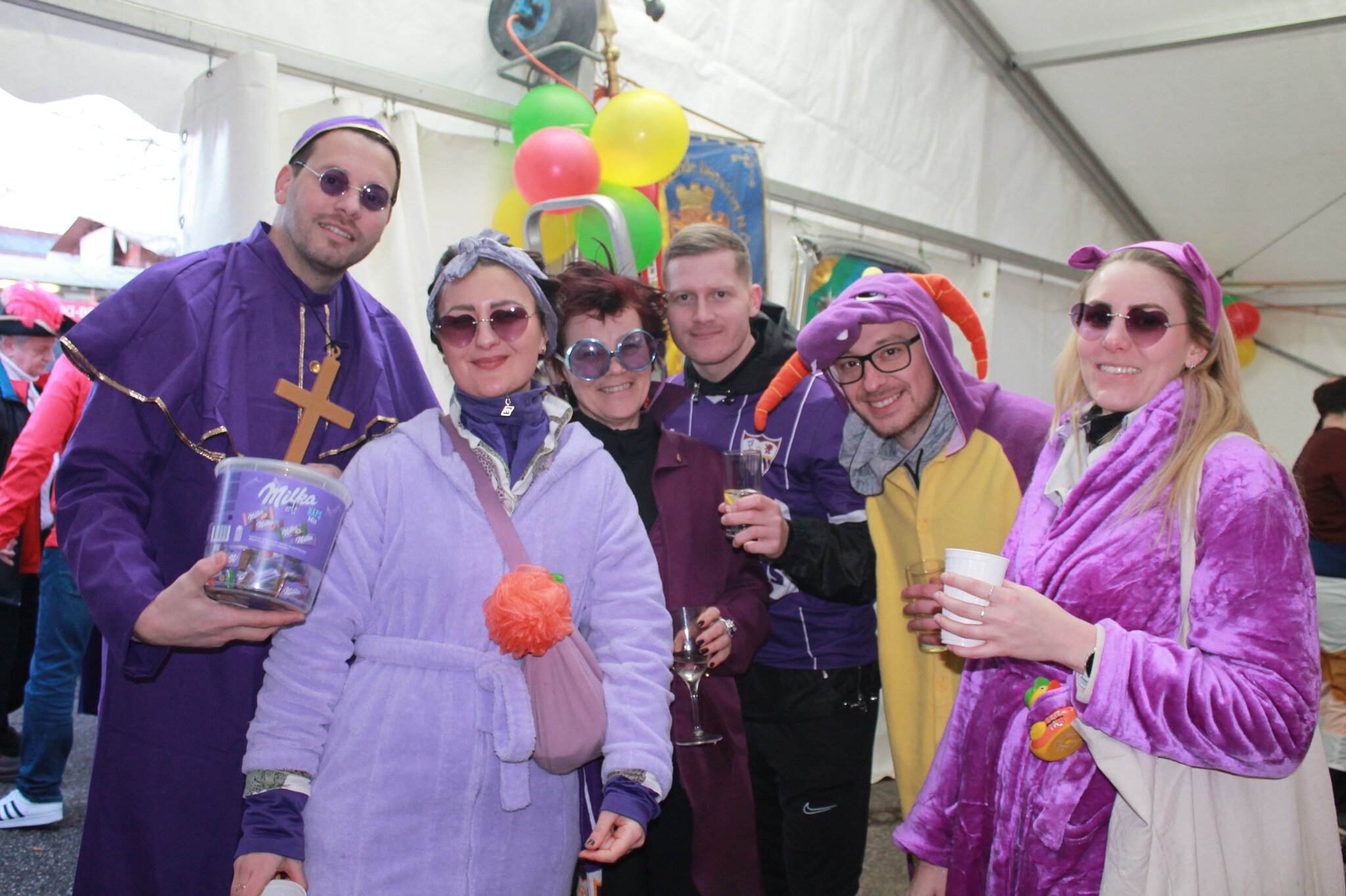 Photo gallery: Photos from the Eilischo Rufling carnival parade