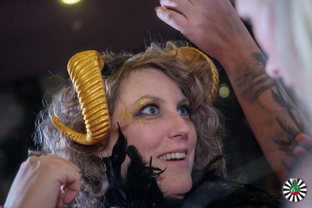 Hölle und Himmel beim jährlichen Faschingsgschnas des Round Table 6 Wels. Heuer in den Minoriten unter dem Motto Electric Church. | Foto: Round Table 6 /Rene Hauser