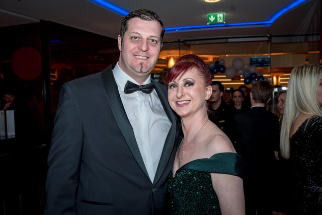 Tanzprofi Iris Huber zeichnete für die moderne Polonaise und die Mitternachtseinlage verantwortlich.