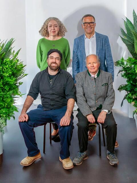 Die Grünen Bad Aussee: (hintere Reihe) Alexandra Steinwidder und Wolfgang Feldhammer; (vordere Reihe) Fridolin Mayer und Martin Griesebner. | Foto: Die Grünen Steiermark