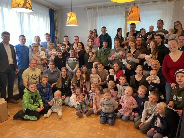 Frankenfels begrüßt die Generation 2024 – Babytag im GH Voralpenhof.
 | Foto: GM Frankenfels