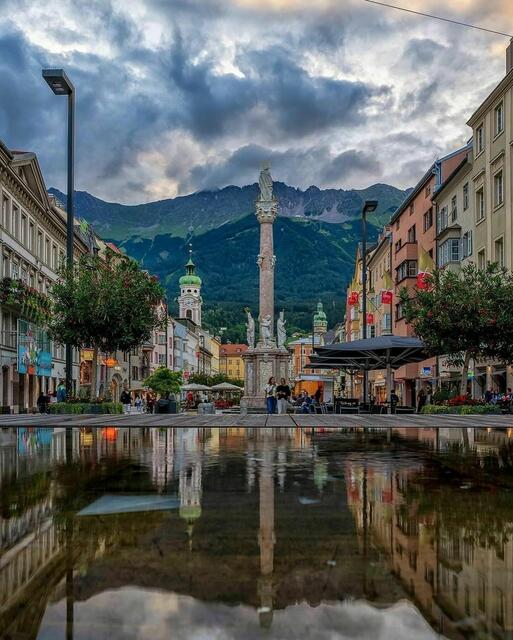 Dieses Bild wurde mit der Begleitschrift: „Ein ruhiger Blick auf den Inn, der durch das Herz von Innsbruck fließt“ auf Facebook gepostet.  | Foto: m.m.pix