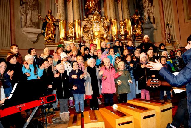 Die Schulkinder gestalteten das Konzert mit Begeisterung mit. | Foto: Gemischter Chor Griffen