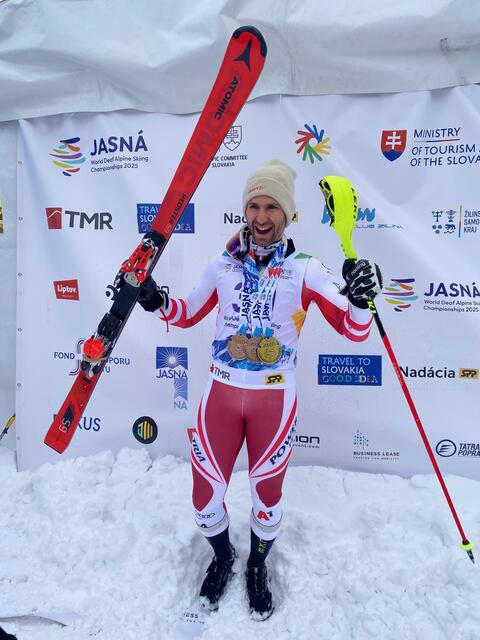 Behinderten-Leistungssport auf hohem Niveau: Christoph Lebelhuber vom Ski-Club Eberstalzell gewinnt Goldmedaille im Riesentorlauf. | Foto: SCU Eberstalzell