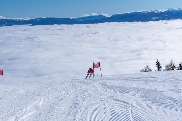 Erstmals seit 25 Jahren veranstaltete der USC Mariapfarr-Weißpriach-Göriach Ende Jänner 2025 wieder zwei internationale Herren FIS Super-G am Fanningberg. | Foto: Thomas Wedam, Framefactory