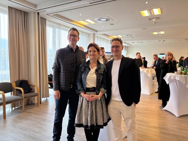 Ein Michelin Stern als Gast: Florian Wörgötter (r.) mit Sven Raters und Susanne Haubenhofer | Foto: Almer