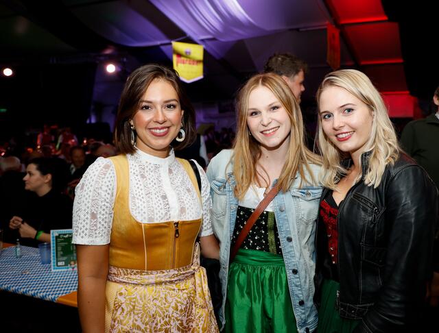 Gute Stimmung beim Oktoberfest in Weißkirchen im Vorjahr. | Foto: Mlakar
