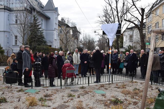 Kammersängerin Renate Holm verstarb im April 2022. Nun wurde ein Platz nach der Wahl-Döblingerin benannt.  | Foto: Laura Rieger/MeinBezirk