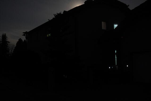 In der Nacht auf Dienstag, 11. Februar 2025, fiel der Strom in mehreren Teilen von Wels und Thalheim aus – Ampeln und Straßenbeleuchtung fielen aus. | Foto: laumat.at