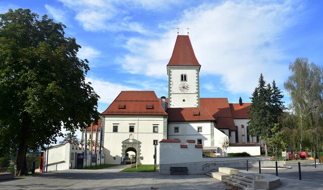Im März verwandelt sich das Zentrum von Eberndorf in ein großes Marktgelände. Das Parken ist in dieser Zeit klar geregelt. | Foto: Franz Wank