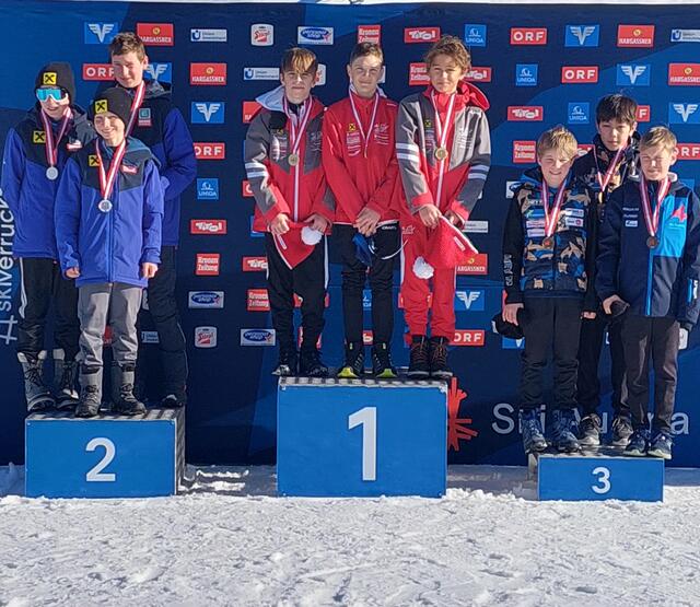 Siegerehrung Spezialsprunglauf (SSPL) – am 1. Platz steht als Österreichischer Meister das Team aus Salzburg (v. l.: Samuel Kaserbacher, Ben Kocher, Felix Wimmer). 2. Platz geht an die Steiermark, 3. Platz an Oberösterreich. | Foto: Privat
