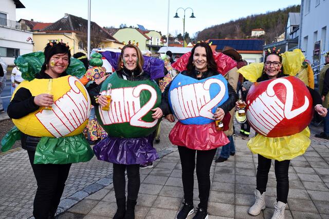 In der Gemeinde Wiesen lässt man sich das bunte Faschingstreiben nicht nehmen - auch hier findet jährlich ein kleiner Umzug statt. | Foto: Marktgemeinde Wiesen