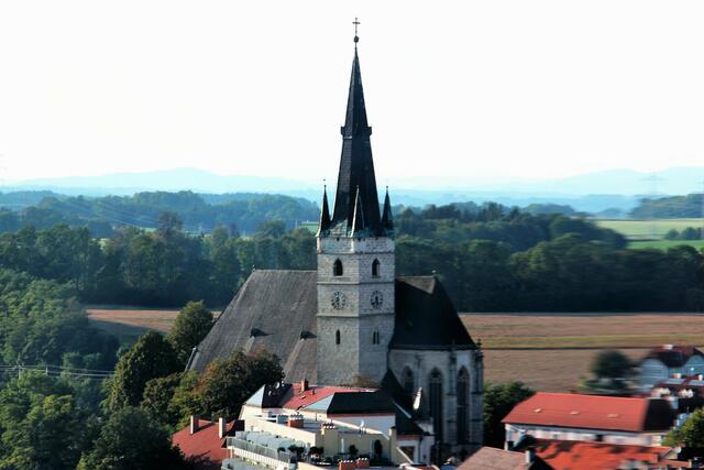 Pfarrkirche Stadt Haag: Schwarz-rot regiert für die nächsten fünf Jahre in der Gemeinde. | Foto: Hanspeter Lechner