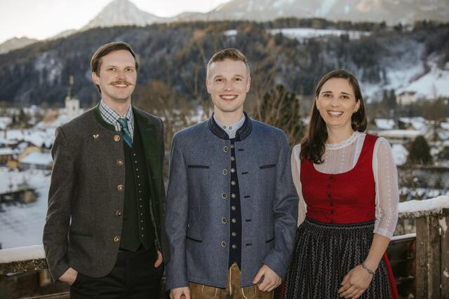 Beim Ortsparteitag der Öblarner SPÖ wurde der Gemeindekassier Roland Nerwein (Mitte) erneut einstimmig zum Spitzenkandidaten für die bevorstehende Gemeinderatswahl gewählt. | Foto: SPÖ Öblarn