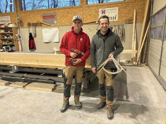 Lehrling Maximilian mit Polier und Ausbilder Gottfried Haym. | Foto: Emanuel Hasenauer