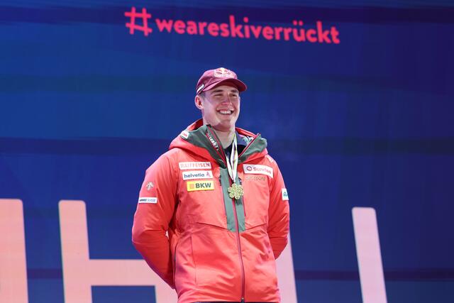 Der Abfahrtsweltmeister Franjo von Allmen verschafft seinem Teamkollegen Loic Meillard eine hervorragende Ausgangsposition für den Slalom. | Foto: Land Salzburg/Neumayr/Leopold