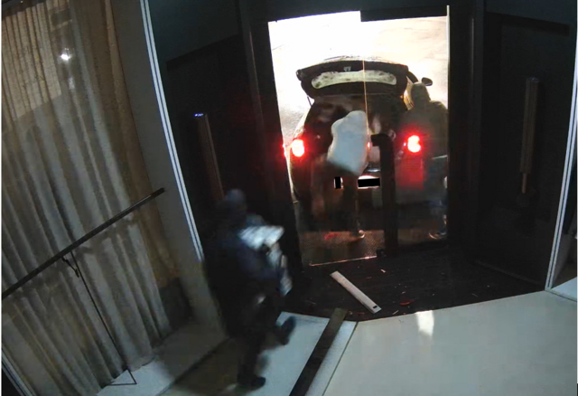 Ein Mitglied der "Rammbock"-Bande soll aus der Justizanstalt Wiener Neustadt geflohen sein. Die Polizei fahndet, der Mann ist nach wie vor auf der Flucht. (Symbolfoto) | Foto: LKA Wien AST-Mitte