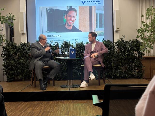 August Breininger im Gespräch mit Markus Freistätter. | Foto: Preineder