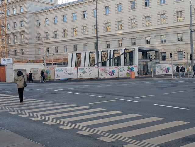 Eine Bewohnerin der Josefstadt wünscht sich regelmäßig Informationen über die U-Bahn-Baustelle in der Auerspergstraße. (Archiv) | Foto: Fabian Franz/MeinBezirk