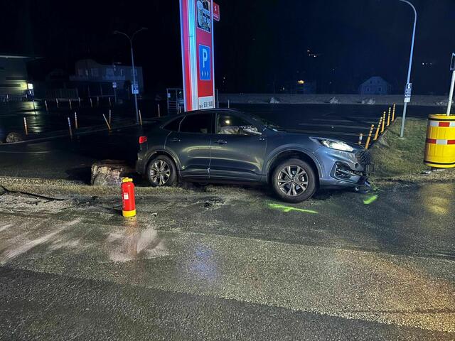 Wie es zu dem Unfall kam ist derzeit nicht bekannt. | Foto: Freiwillige Feuerwehr Bergheim