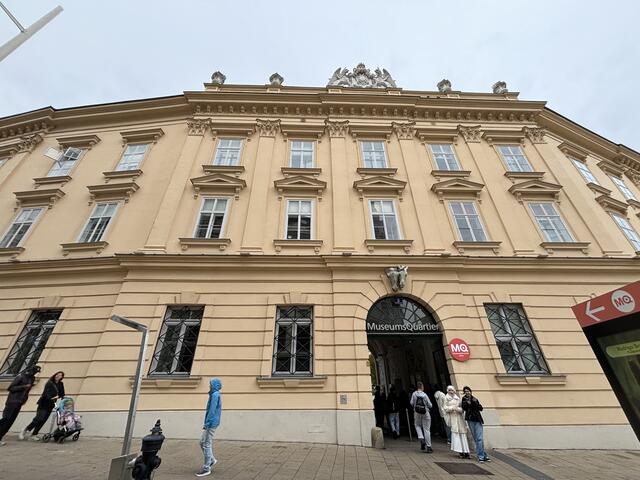 Die Machbarkeitsstudie ergab, dass die Fassade zur Mariahilfer Straße denkmalgeschützt ist. Deswegen kann man hier keinen zusätzlichen Zugang zum Museum schaffen.  | Foto: Salme Taha Ali Mohamed