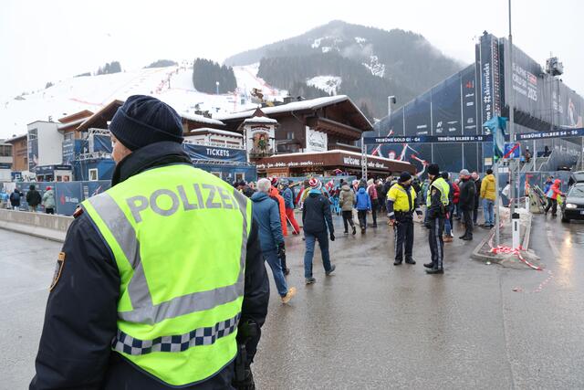 Polizei, Polizisten, Einsatzkräfte, Exekutive. | Foto: Land Salzburg / Franz Neumayr