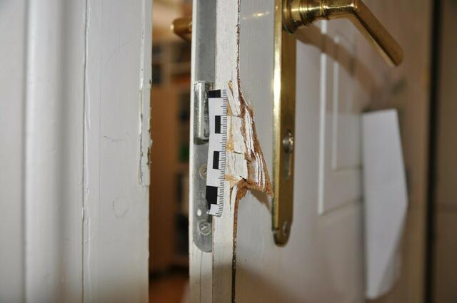 Keine Türe, kein Spind, keine Handkasse war vor dem Kriminellen sicher. | Foto: LPD NÖ