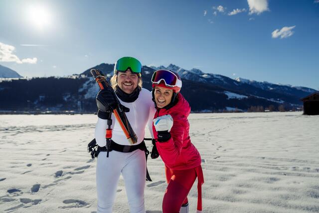 Michaela Kirchgasser und Valentin  Bontus hatten Spaß auf der Piste – trotz Herausforderungen war der Videodreh ein einzigartiges Erlebnis für die beiden. | Foto: Österreich Werbung