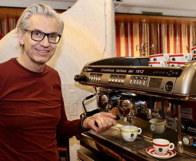 Barista und Kaffeeröster Robert Steinheimer. | Foto: Konditorei Thallinger