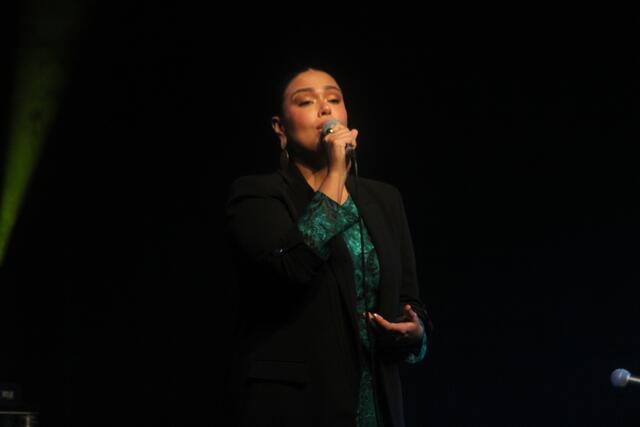Nani Medeiros gehört zu den ganz bekanntesten Fado-Musikerinnen. | Foto: MeinBezirk/Hofmüller