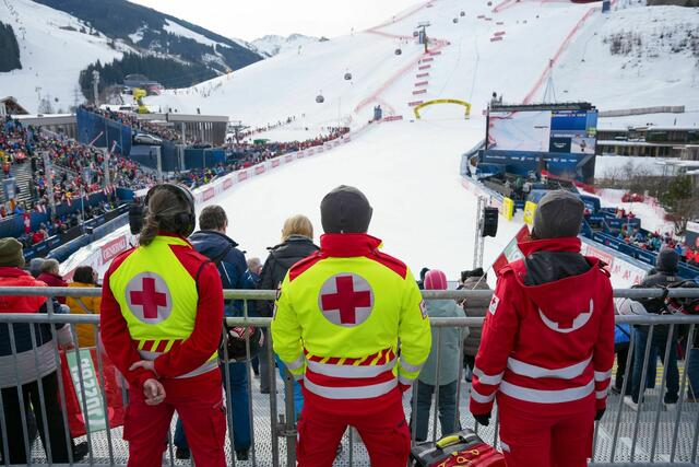 Das Rote Kreuz stellte im gesamten WM-Zeitraum mit 450 Mitarbeiter die sanitätsdienstliche Versorgung sicher. | Foto: Rotes Kreuz Salzburg