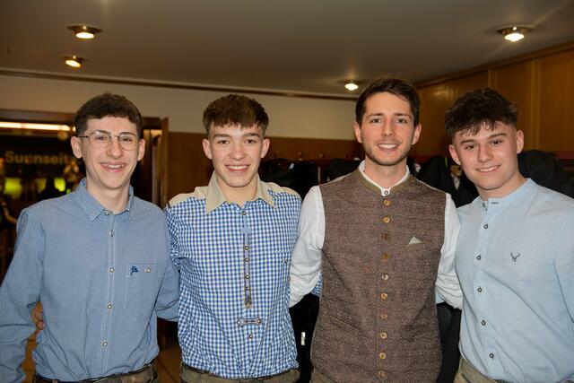 Die Gäste freuten sich über die Möglichkeit, gemeinsam zu feiern. | Foto: Sophia Braun