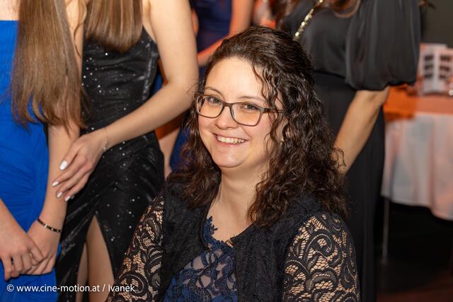 Sarah Hansbauer - eine ehemalige Professorin, die gerne hierher kommt. | Foto: www.cine-motion.at / Ivanek