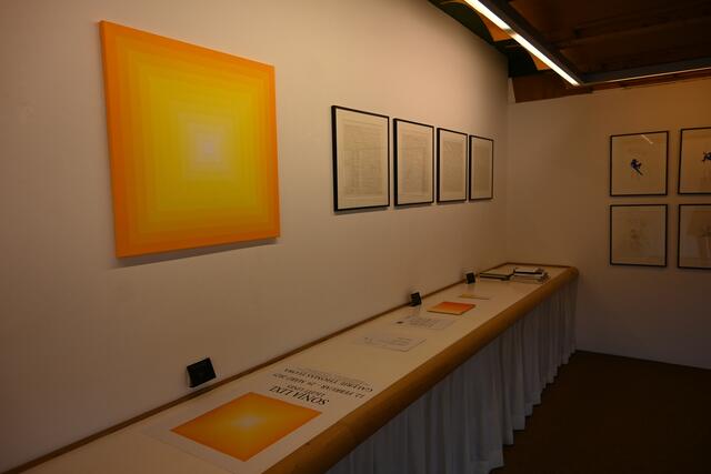 Sonja Lixls Ausstellung ist noch bis Ende März in der Galerie Thomas Flora zu bestaunen.  | Foto: Königer