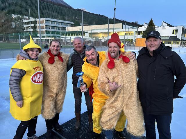 Auch so manches "verrücktes" Huhn war in Hötting West zu finden. | Foto: SPG Ibk West