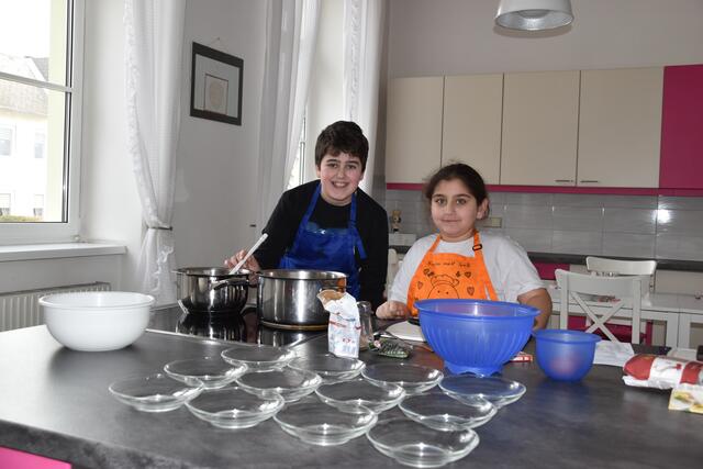 Tortellini werden gekocht. | Foto: Preineder