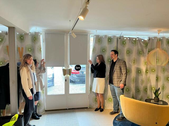 Der Vorhang geht auf: Verena Gerstmayr, Verena Mann, Tanja Holzmüller-Schneider, Kurt Gerstmayr | Foto: Peter Schneider