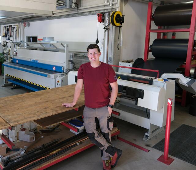 Spengler- &amp; Glasermeister Alexander Margreiter führt elterlichen Betrieb in Kirchberg in Tirol fort | Foto: Der Spengler &amp; Der Glaser