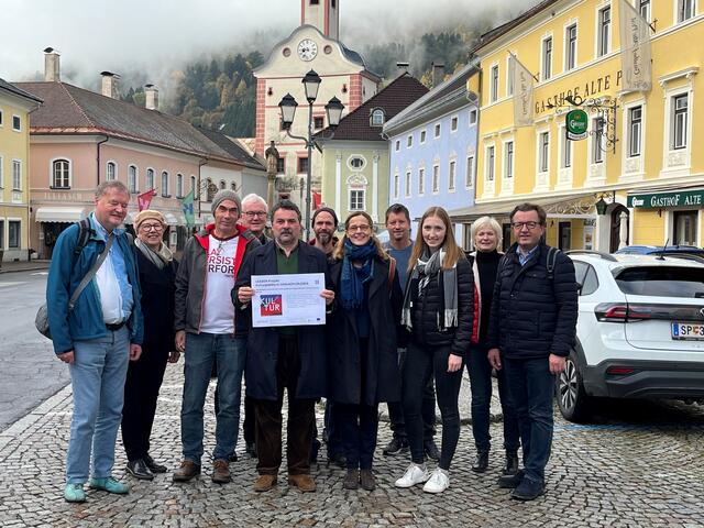 Vertreter der Projektgruppe bei der Exkursion in die Künstlerstadt Gmünd in Kärnten, die viel Inspiration und Motivation brachte, eine ähnliche Konzept im Oberen Mühlviertel umzusetzen. | Foto: Kulturplattform Haslach 