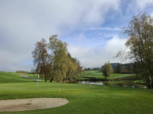 Ein Bild vom letzten Jahr.  Derzeit wird der Platz des Golfclub Gut Altentann auf das Turnier vorbereitet. | Foto: Golfclub Gut Altentann