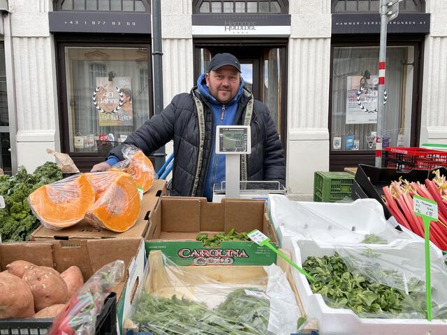 Obst und Gemüse in großer Auswahl gibt es jetzt wieder in der Altgasse. | Foto: Lisa Kammann/MeinBezirk