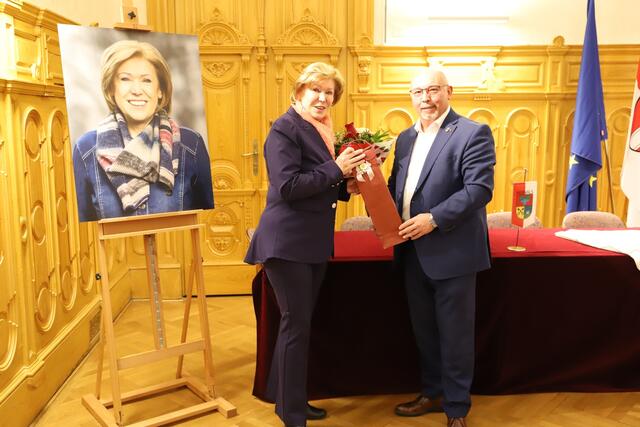 Die ehemalige Bezirkschefin Ilse Pfeffer und der aktuelle Bezirkschef Peter Jagsch (SPÖ) bei der feierlichen Eröffnung. | Foto: BV17
