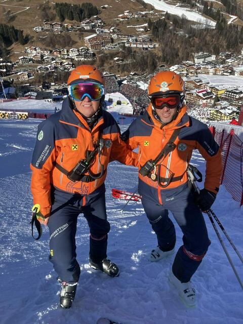 Insgesamt 42 Bergretter und eine Bergretterin aus dem Bundesland Salzburg waren während der heurigen Alpinen Ski-Weltmeisterschaft von 4. bis 16. Februar 2025 in Saalbach/Hinterglemm in Einsatzbereitschaft. | Foto: Bergrettung Salzburg