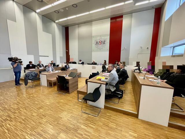 Am fünften Prozesstag gab es im 70-Millionen-Commerzialbank-Prozess die ersten beiden Urteile. | Foto: Gernot Heigl